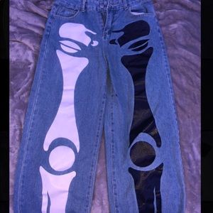 Skeleton jeans